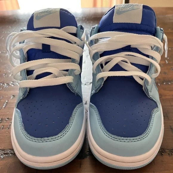 Nike Dunks Argon’s - Picture 2 of 4